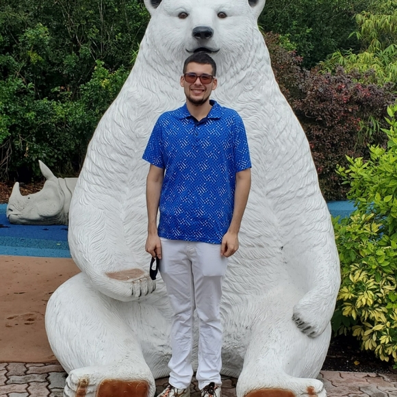 Meet your Posher, Nicholas - Picture 10 of 16